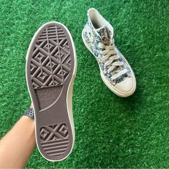 Converse Chuck Taylor All Star Lift Hi Platform Floral Tapestry - Picture 11 of 11